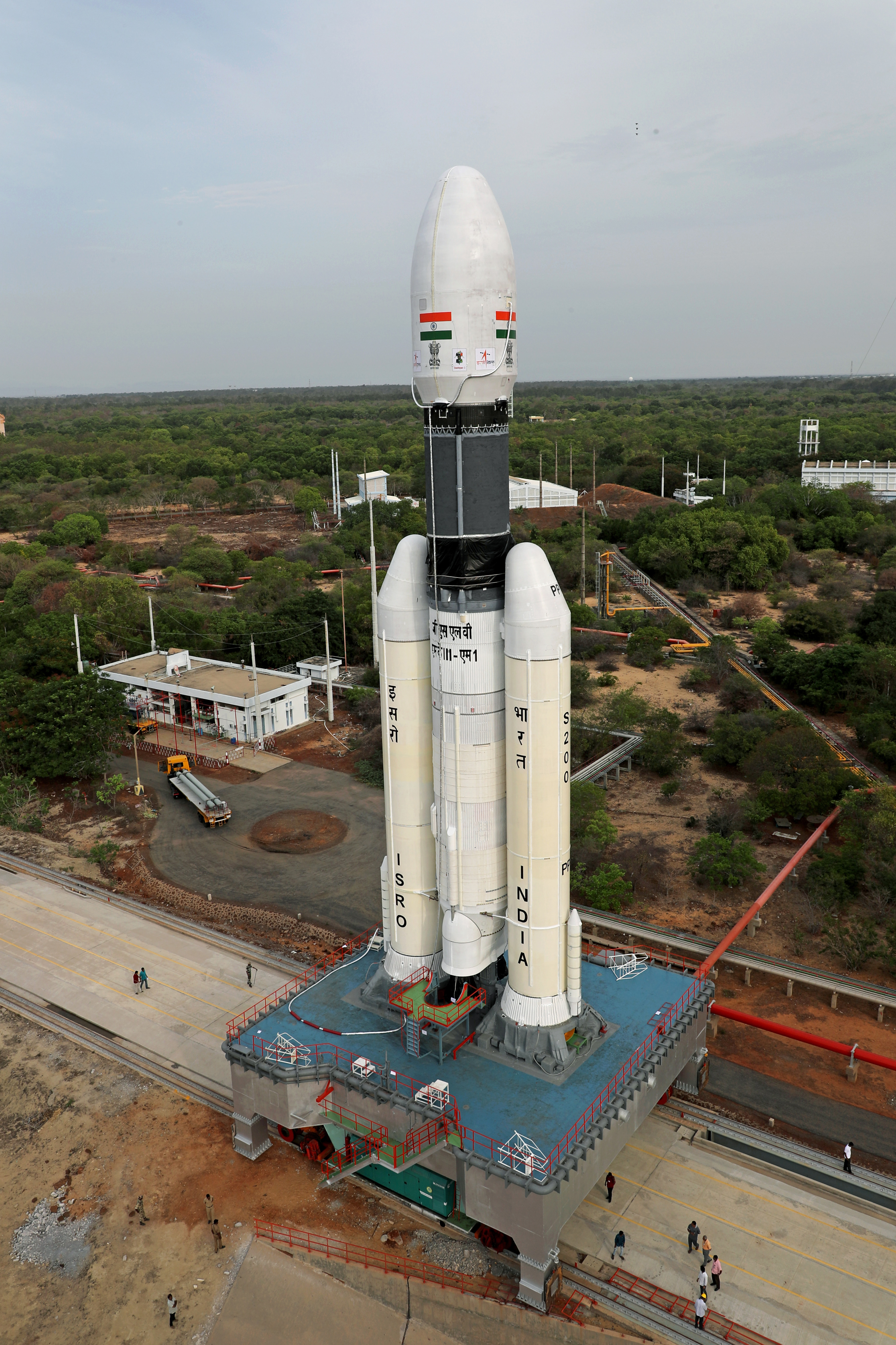 disruptive_insider_chandrayaan_2_indian_rocket_road_to_singularity